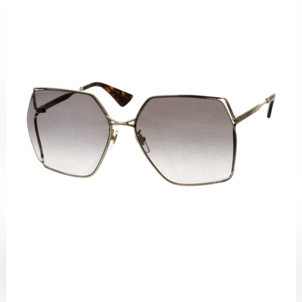 Gucci Oversized Gradient Sunglasses